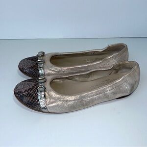 AGL Attilio Giusti Leombruni‎ Women’s Cap Toe Ballet Flats Powder Snakeskin 37.5